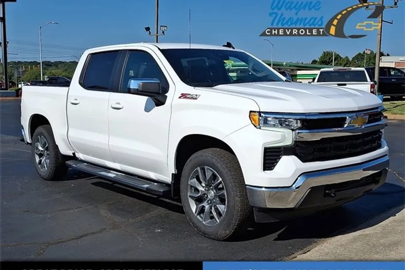 2026 Chevrolet Silverado 1500 LT photo 1