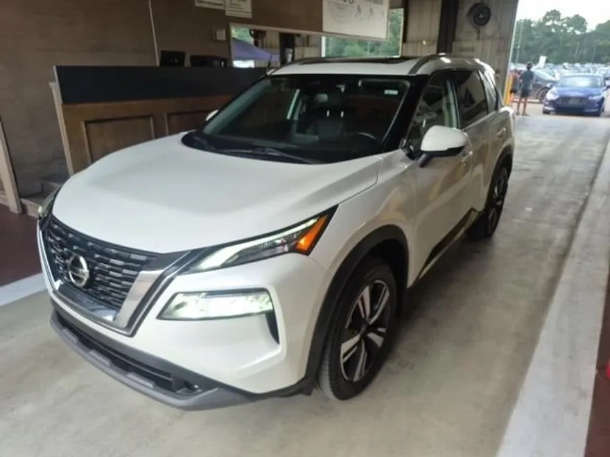 2021 Nissan Rogue SL photo 1