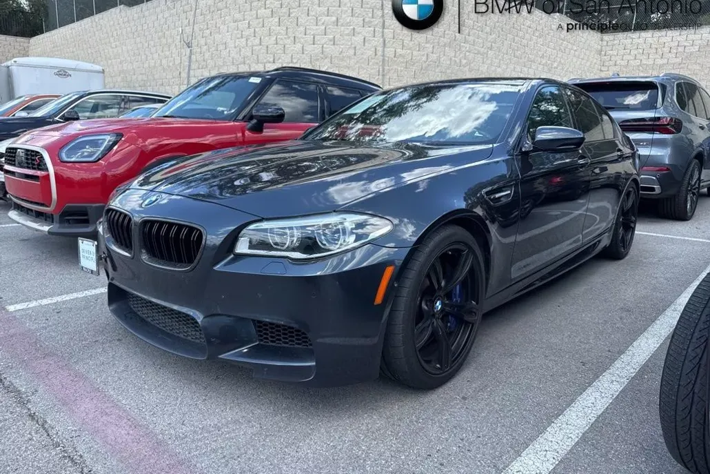 2016 Bmw M5 5 photo 1