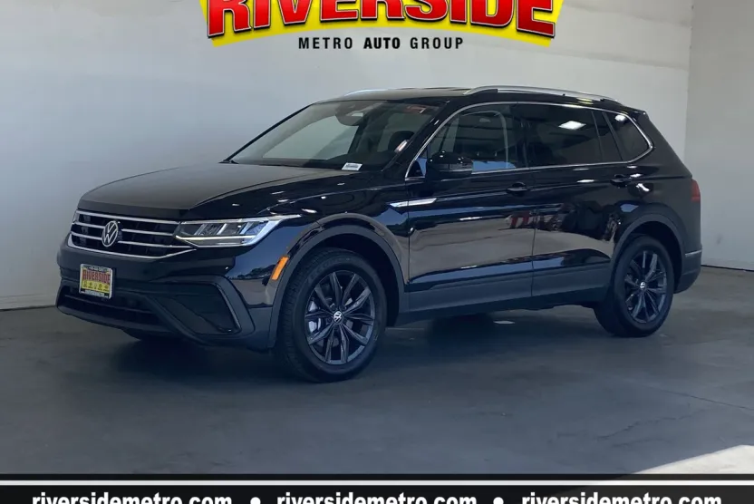 2024 Volkswagen Tiguan SE Wolfsburg Edition photo 1