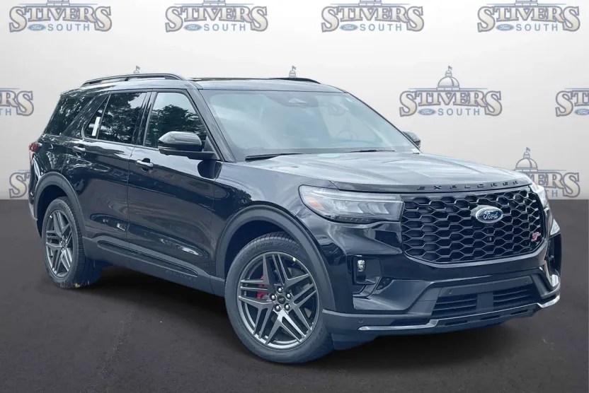 2025 Ford Explorer ST photo 1