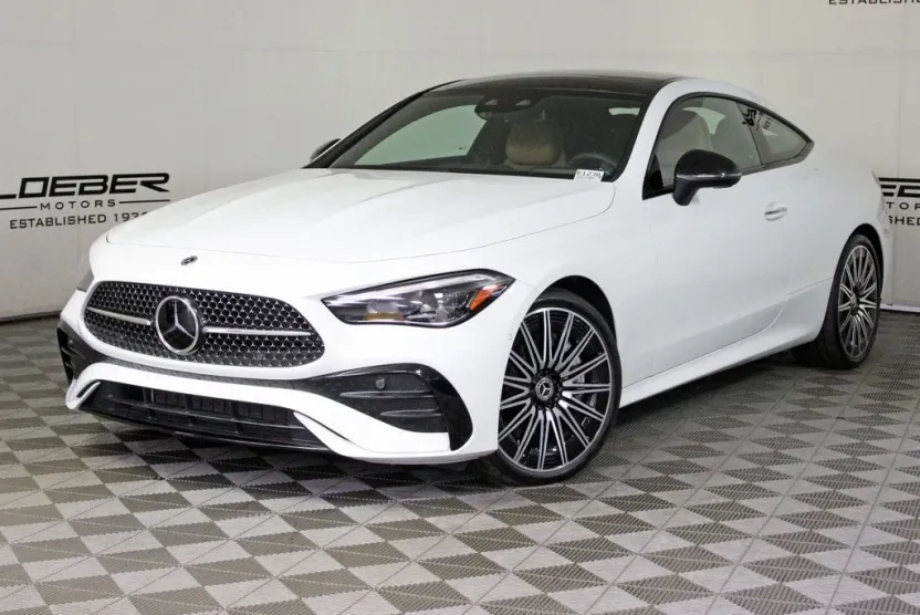 2024 Mercedes Benz CLE 450 4MATIC photo 1
