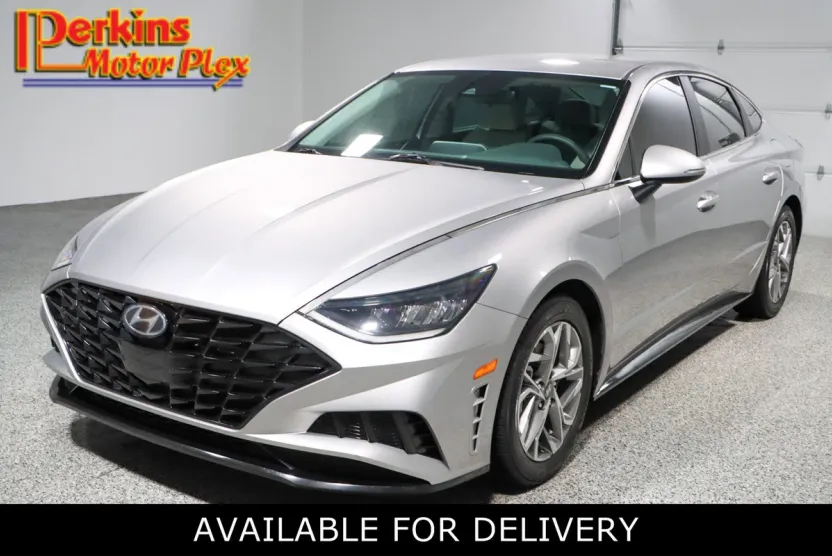 2021 Hyundai Sonata SEL photo 1