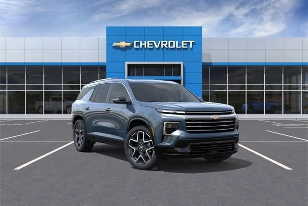 2026 Chevrolet Traverse High Country photo 1