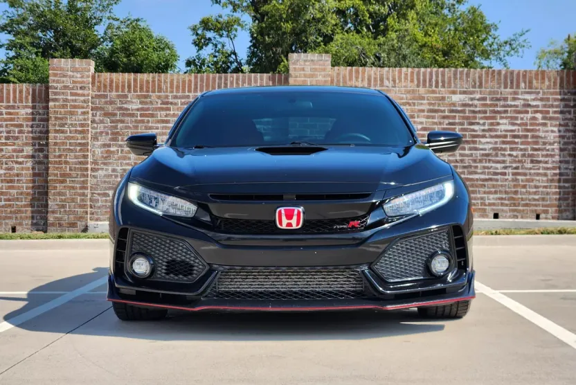 2017 Honda Civic Type R Touring photo 1