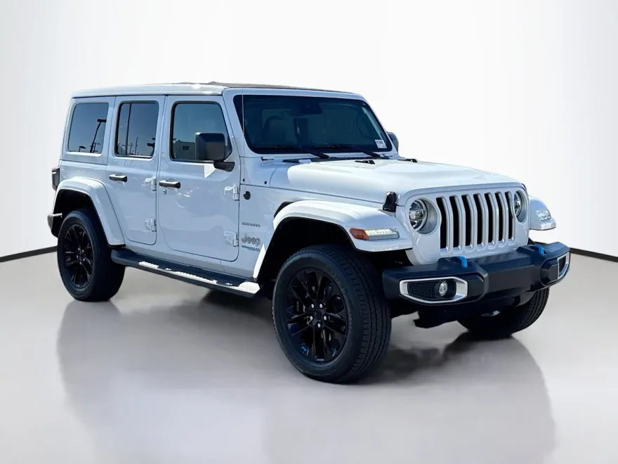 2022 Jeep Wrangler Unlimited 4xe Sahara photo 1