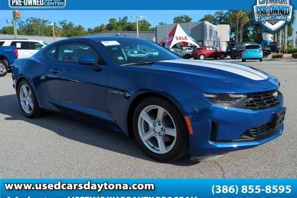 2021 Chevrolet Camaro 2LT photo 1