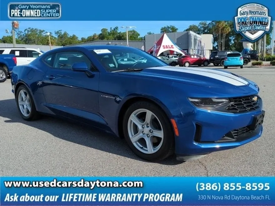 2021 Chevrolet Camaro 2LT photo 1