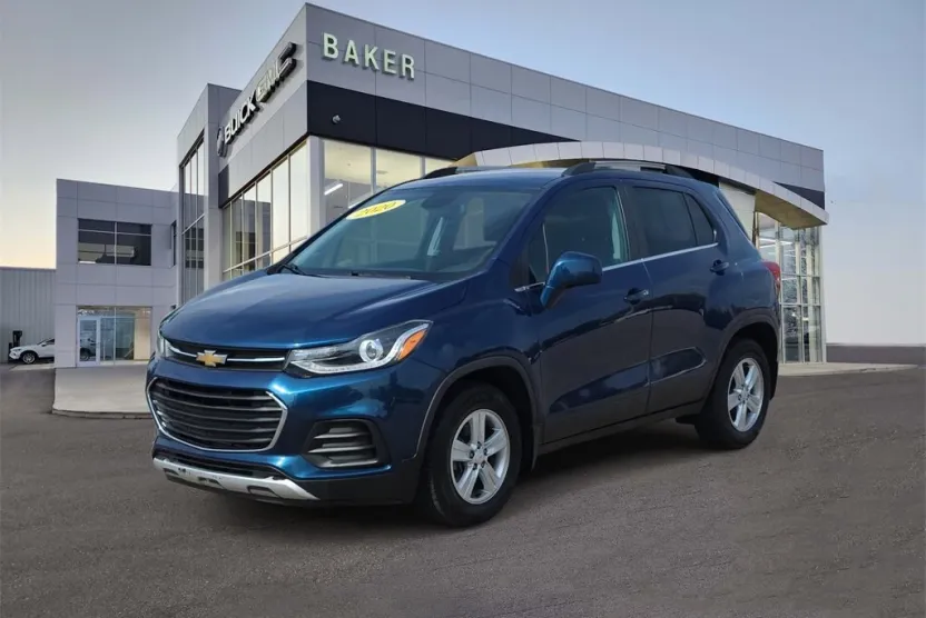 2020 Chevrolet Trax LT photo 1