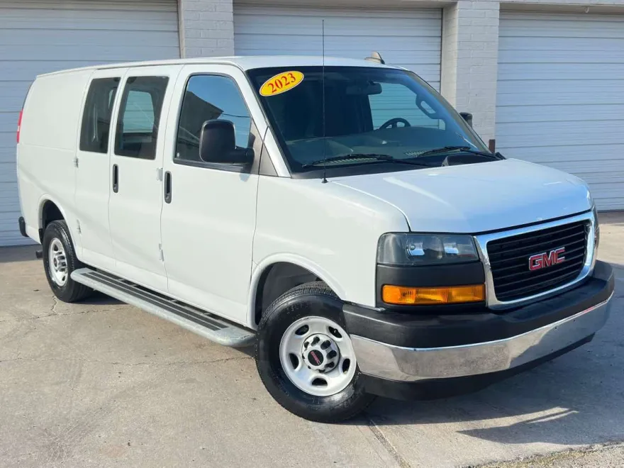 2023 Gmc Savana 2500 Cargo photo 1