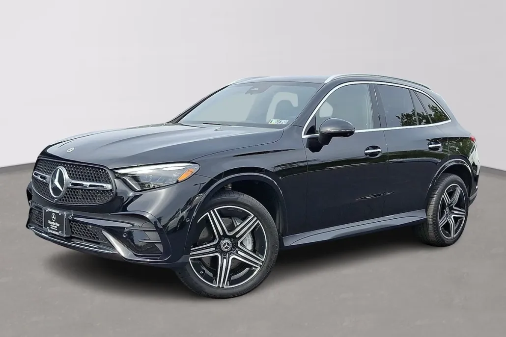 2023 Mercedes Benz GLC 300 4MATIC photo 1