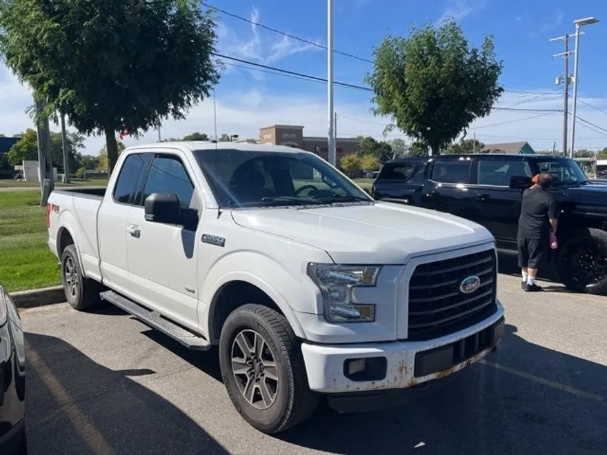 2016 Ford F-150 XLT photo 1