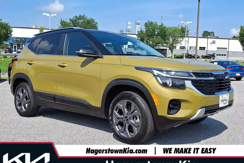 2024 Kia Seltos S photo 1