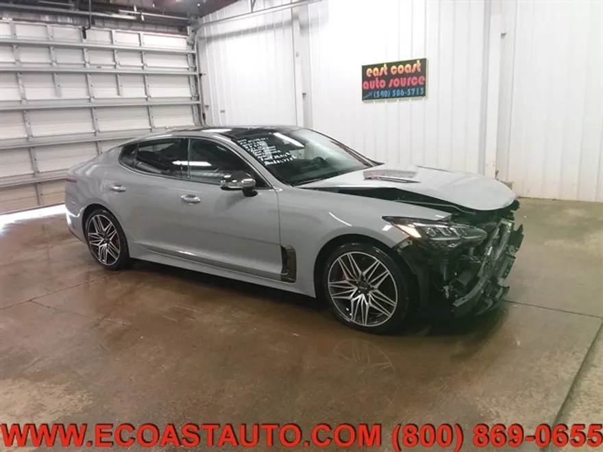 2022 Kia Stinger GT1 photo 1