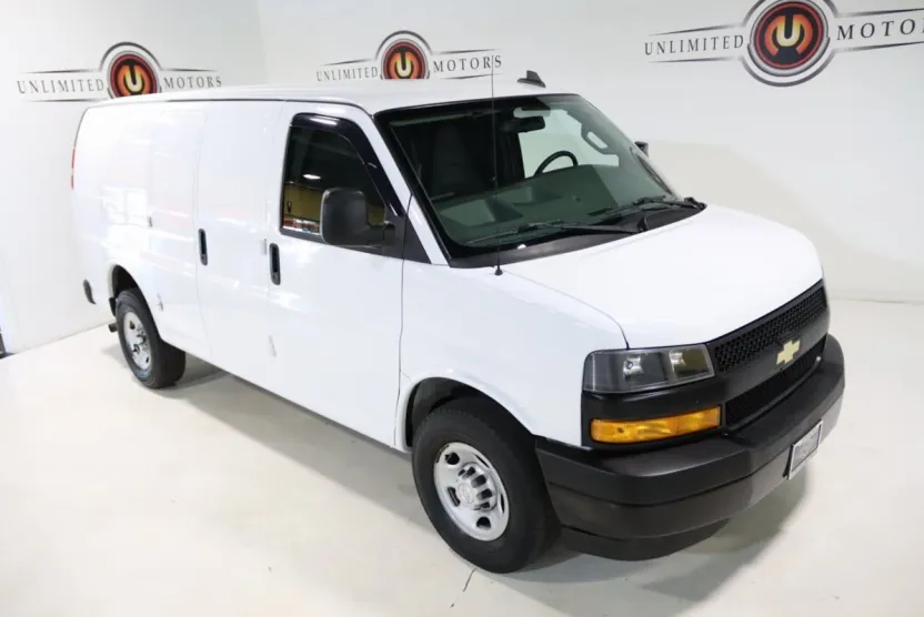 2019 Chevrolet Express 2500 Work Van Cargo photo 1