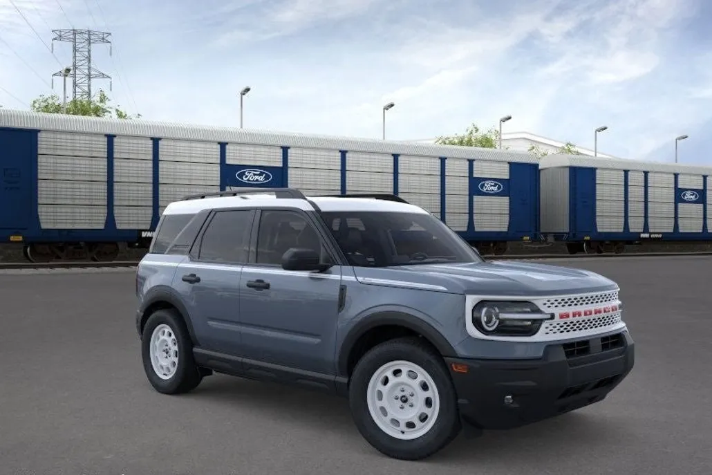 2025 Ford Bronco Sport Heritage photo 1