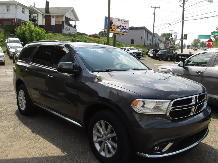 2015 Dodge Durango SXT photo 1
