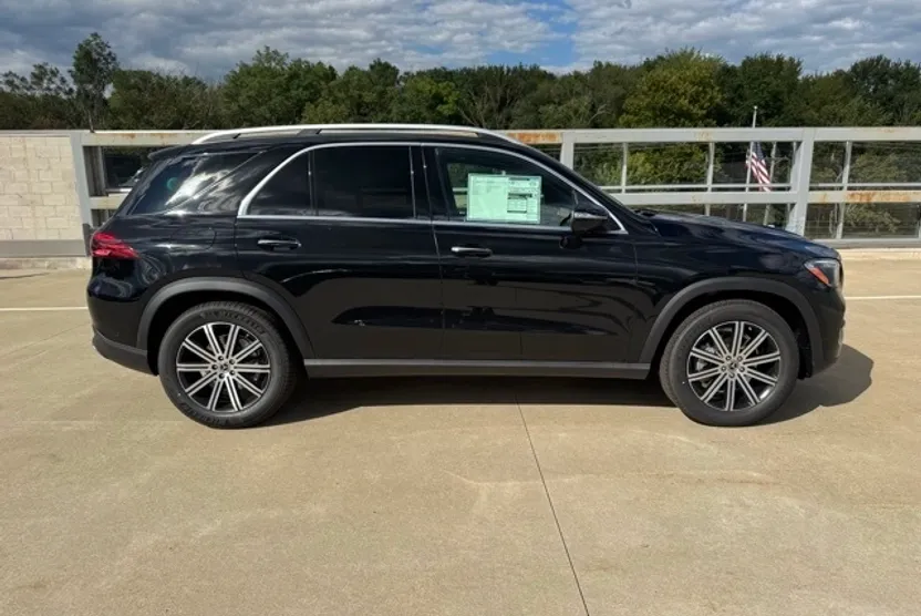 2026 Mercedes Benz GLE 350 4MATIC photo 1