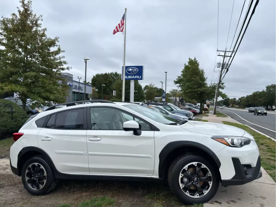 2021 Subaru Crosstrek Premium photo 1