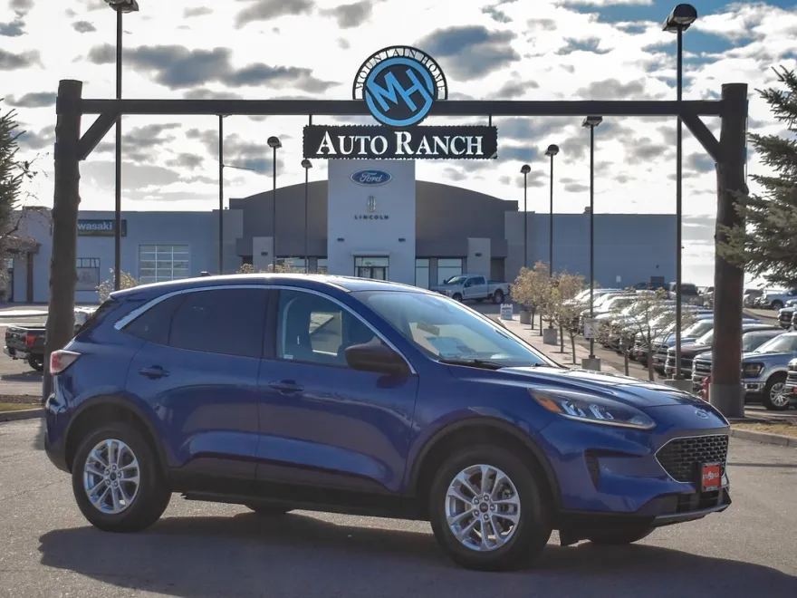 2022 Ford Escape SE photo 1