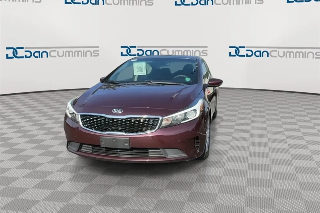 2018 Kia Forte LX Base photo 1