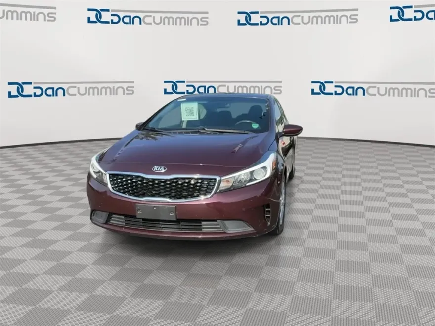 2018 Kia Forte LX Base photo 1