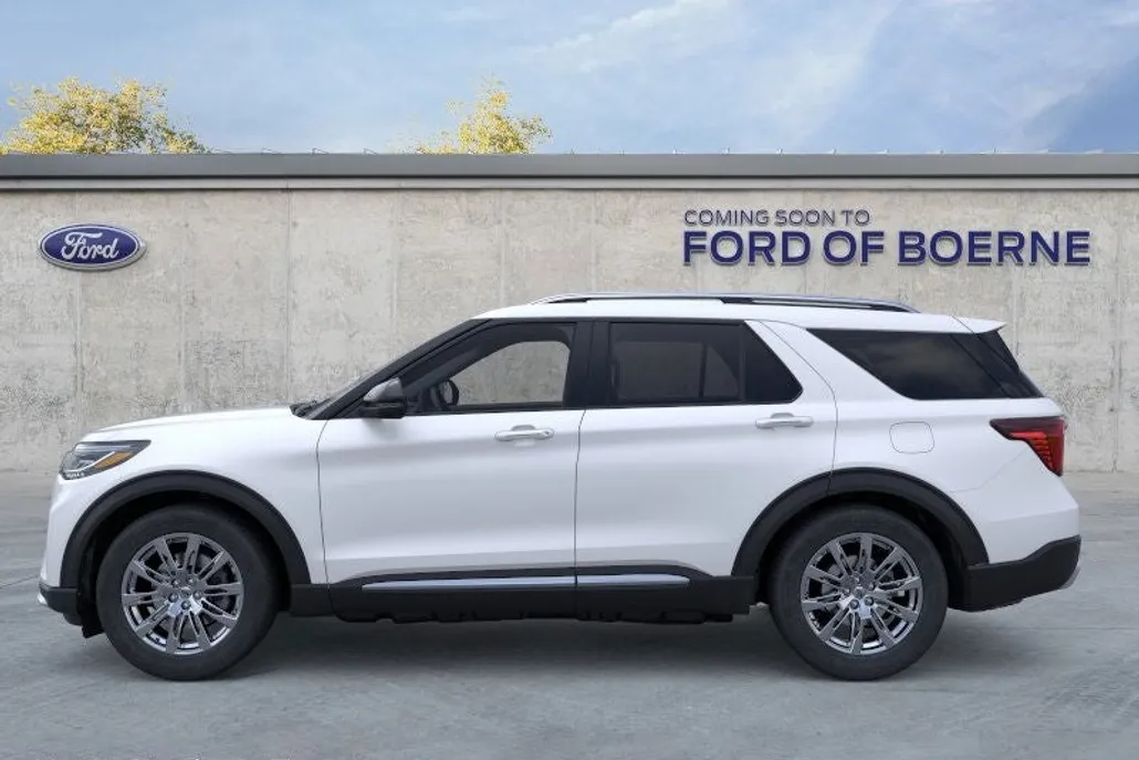 2025 Ford Explorer Platinum photo 1