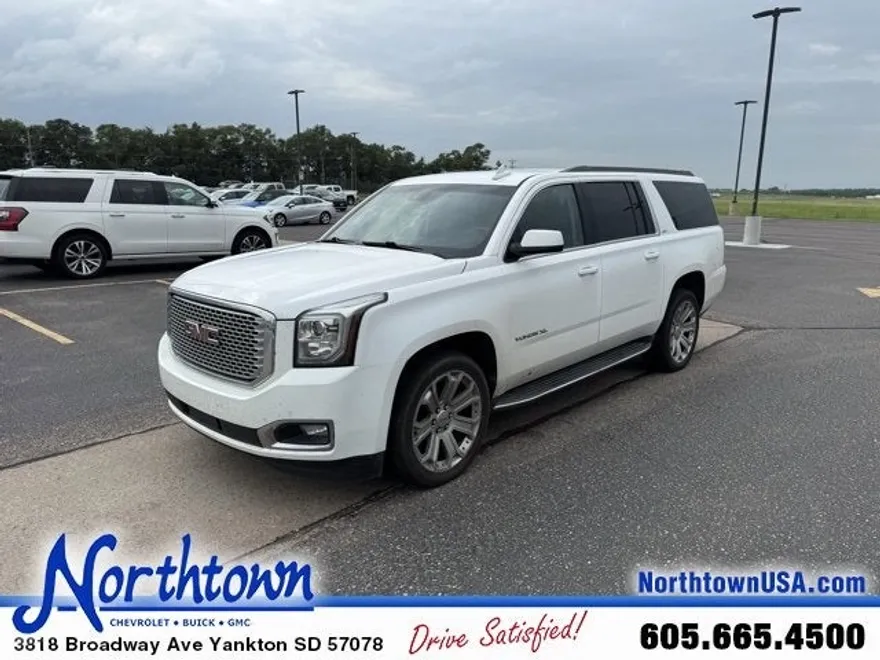 2017 Gmc Yukon XL SLT photo 1
