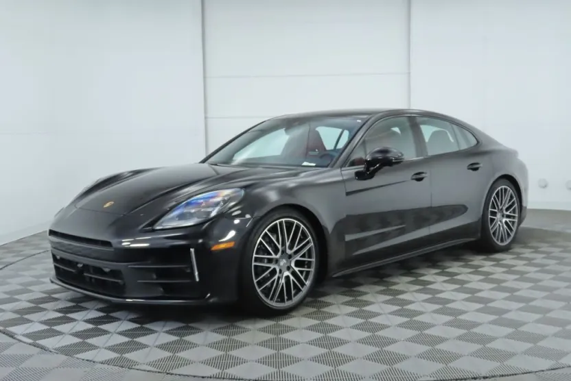 2024 Porsche Panamera Base photo 1