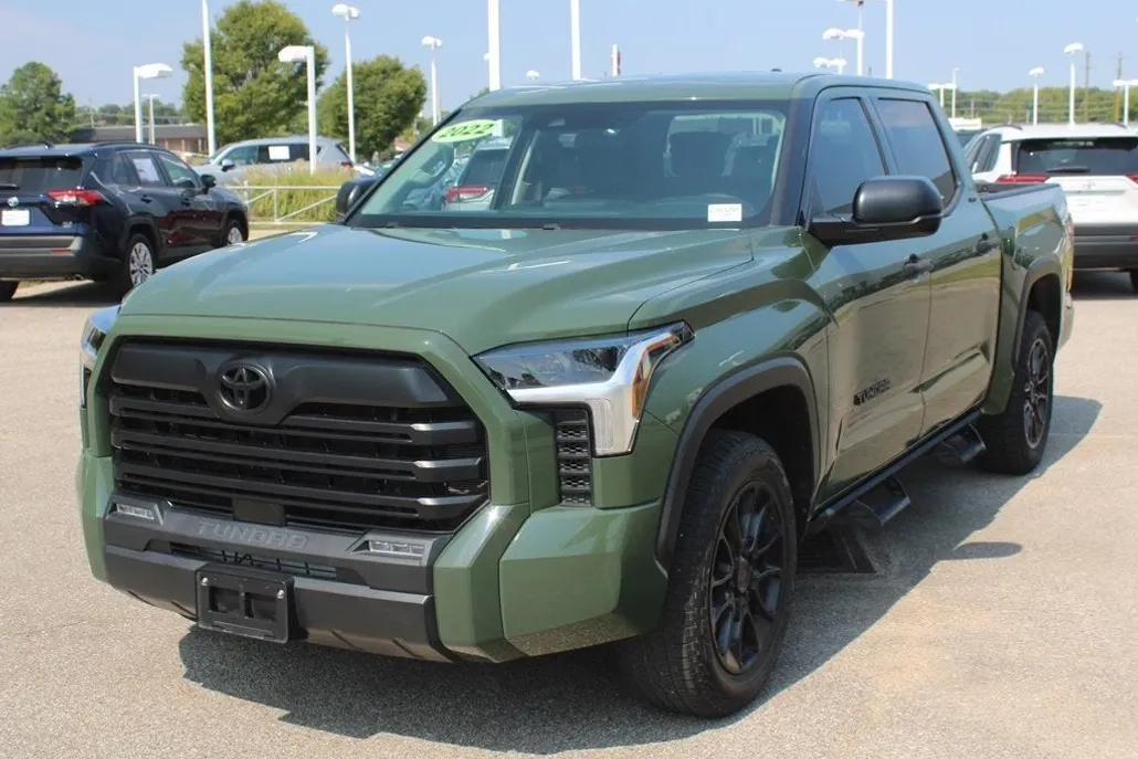 2022 Toyota Tundra SR5 photo 1