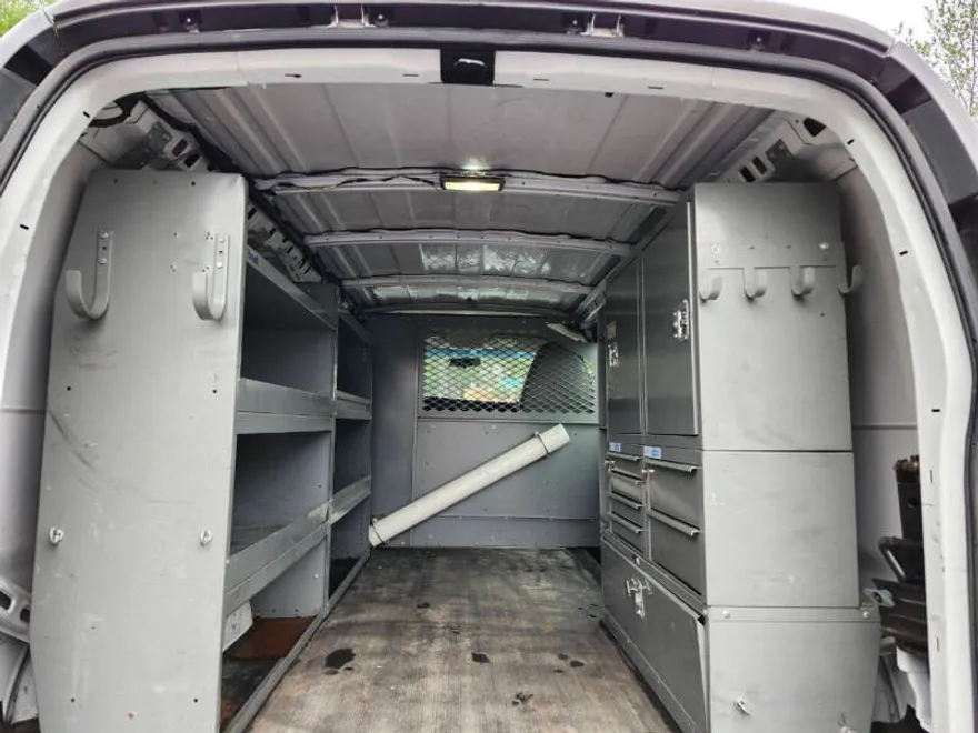 2010 Gmc Savana 1500 Cargo photo 1