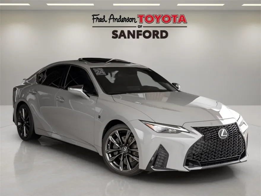2024 Lexus IS 350 F SPORT photo 1