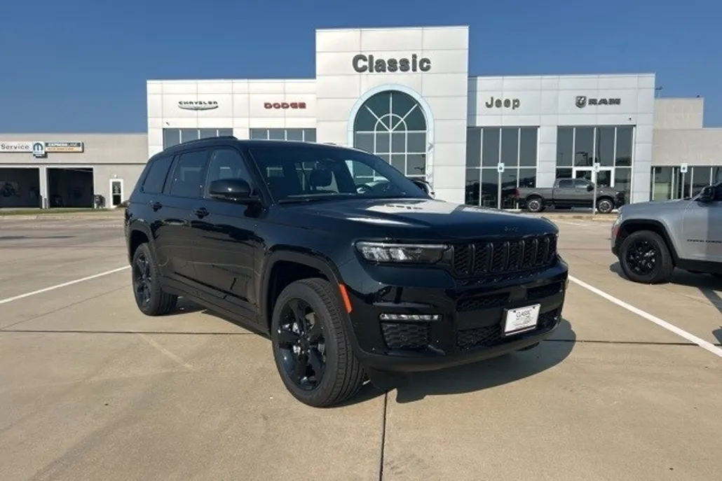 2025 Jeep Grand Cherokee Limited photo 1