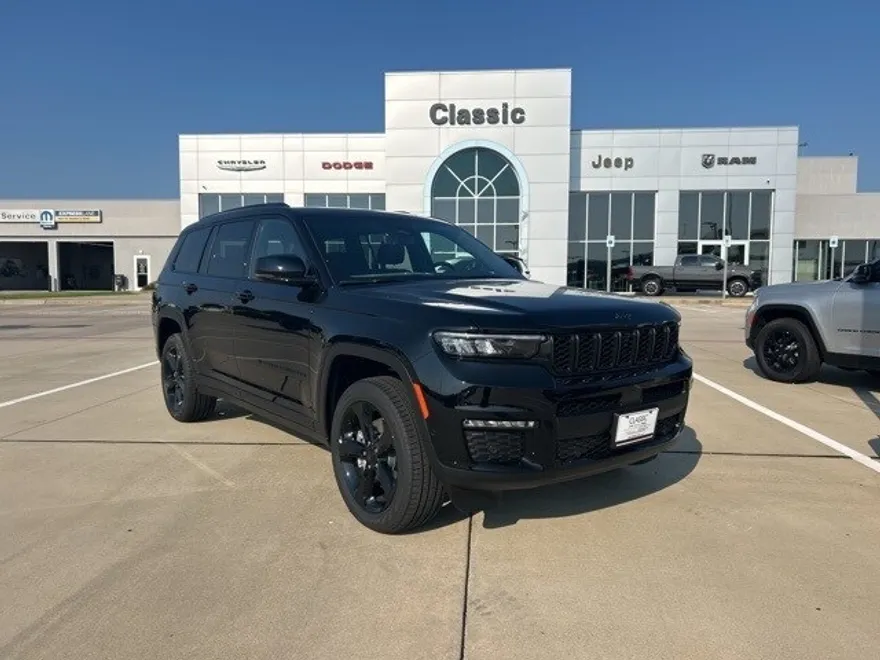 2025 Jeep Grand Cherokee Limited photo 1