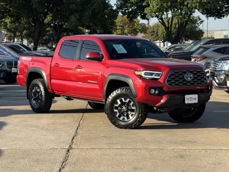 2023 Toyota Tacoma 4x4 TRD photo 1