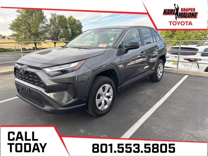 2024 Toyota RAV4 LE photo 1