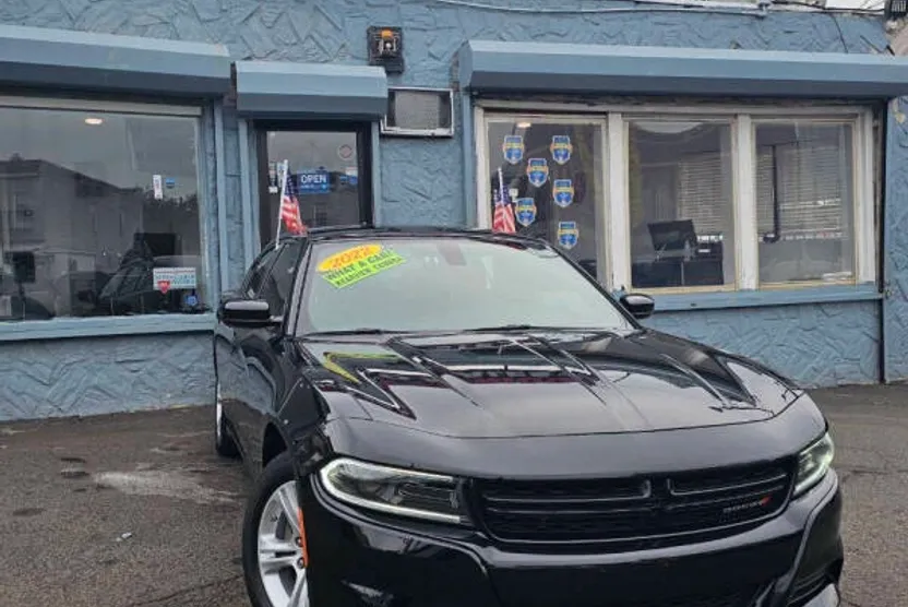 2022 Dodge Charger SXT photo 1