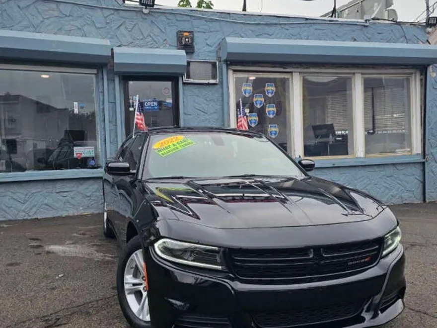 2022 Dodge Charger SXT photo 1