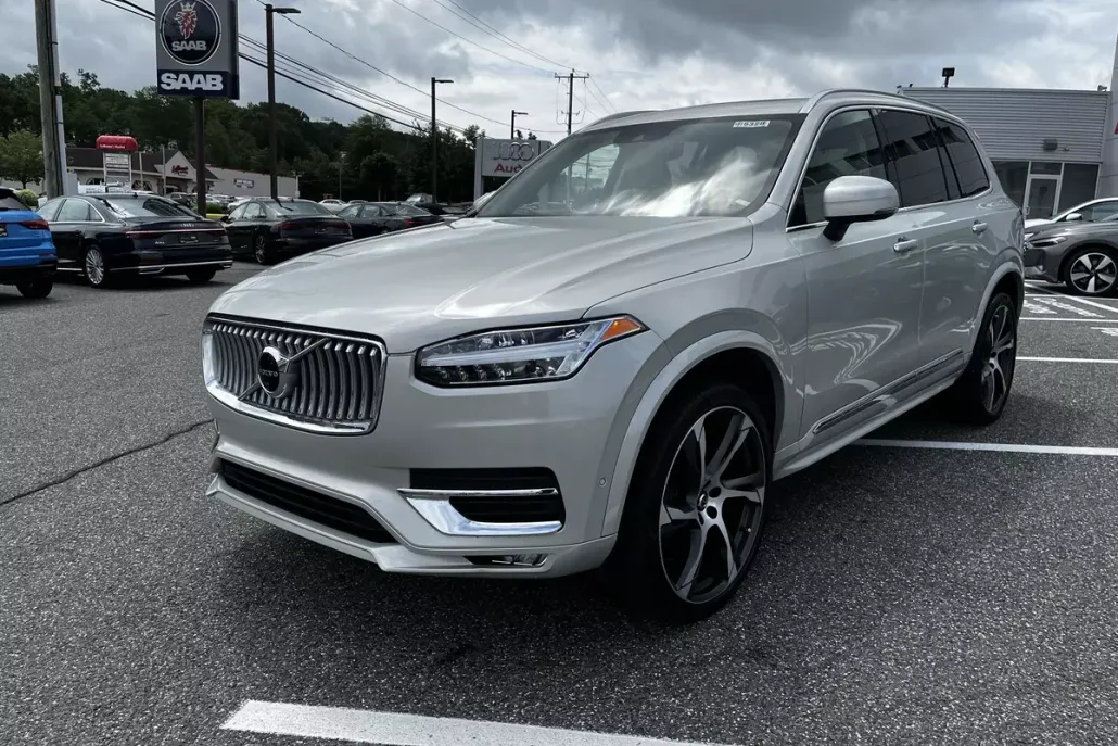 2022 Volvo XC90 T6 AWD Inscription photo 1
