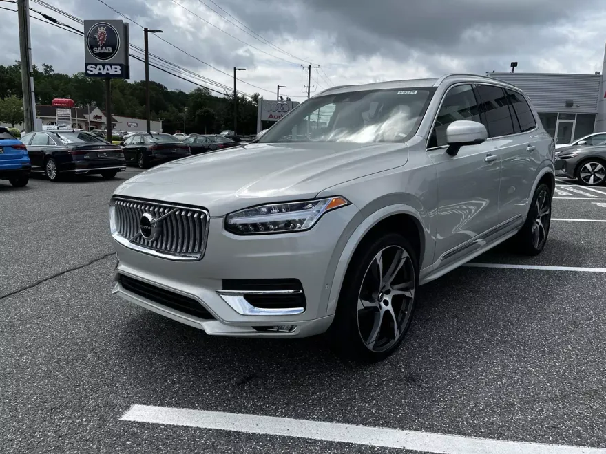 2022 Volvo XC90 T6 AWD Inscription photo 1