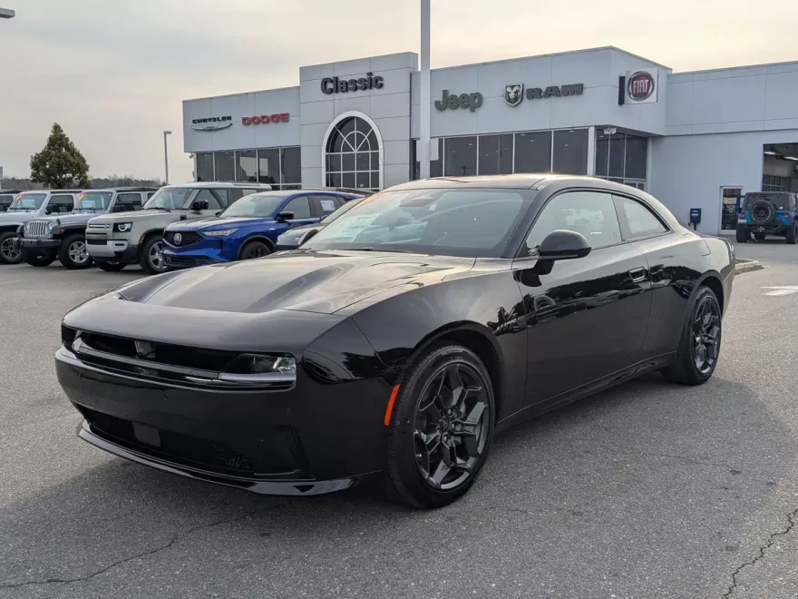 2025 Dodge Charger R/T photo 1