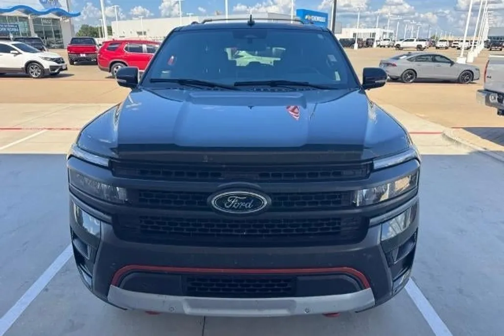 2022 Ford Expedition Timberline photo 1