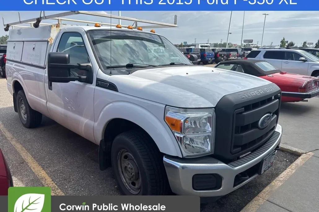 2015 Ford F-350 XLT photo 1