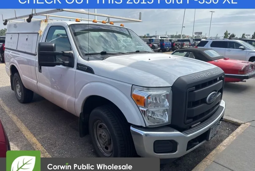 2015 Ford F-350 XLT photo 1