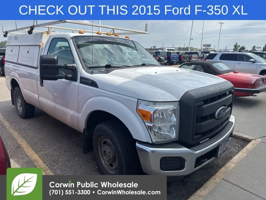 2015 Ford F-350 XLT photo 1