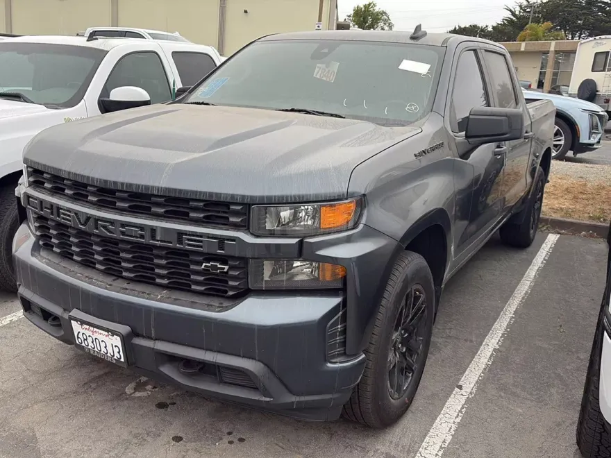 2022 Chevrolet Silverado 1500 Custom photo 1