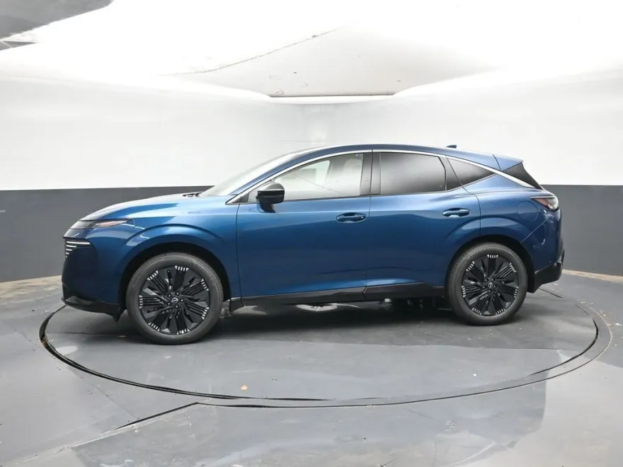 2025 Nissan Murano Platinum photo 1
