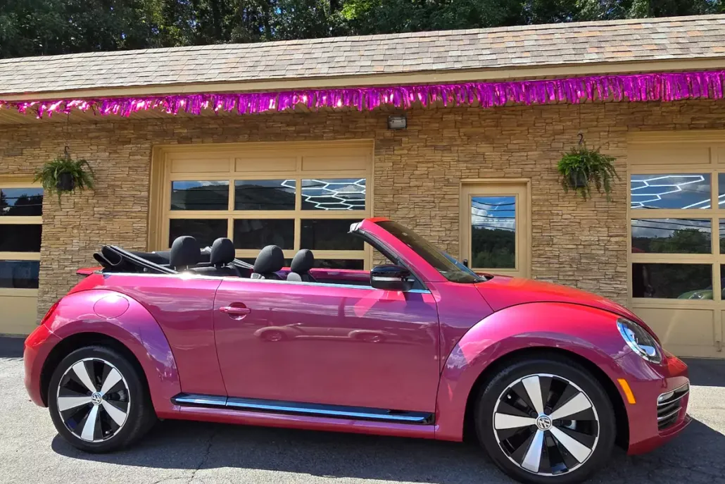 2017 Volkswagen Beetle Classic SEL photo 1