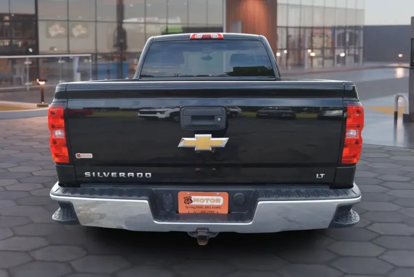 2016 Chevrolet Silverado 1500 LT photo 1