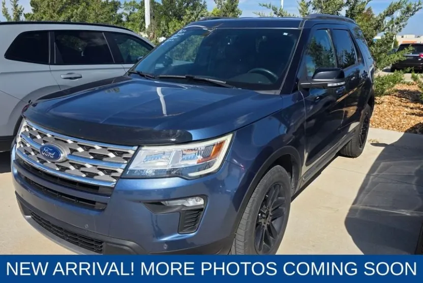 2018 Ford Explorer XLT photo 1